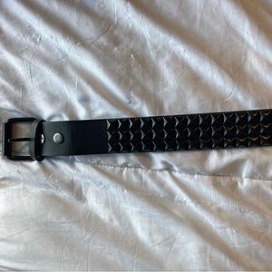 Hot topic black triple studded belt
